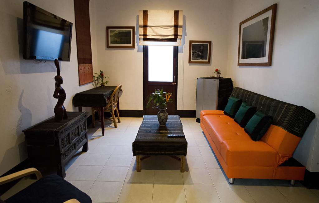 Lani'S House By The Ponds Hotel Viêng Chăn Ngoại thất bức ảnh