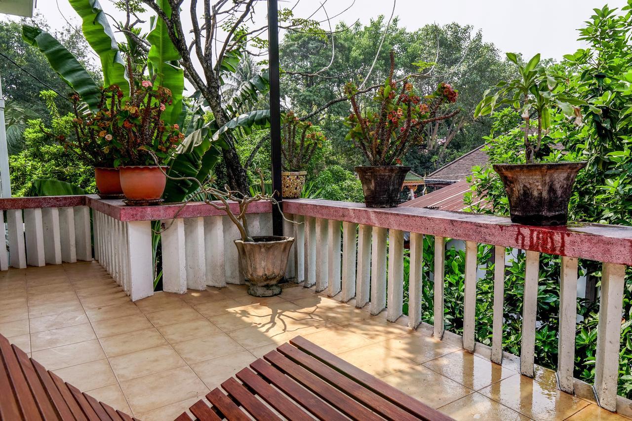 Lani'S House By The Ponds Hotel Viêng Chăn Ngoại thất bức ảnh